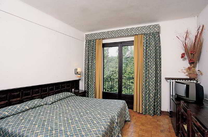 Els Cacadors De Macanet Macanet De Cabrenys Room photo